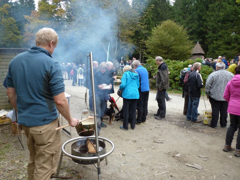 Heusuppe und Heubrot beim Erntedank-Fest